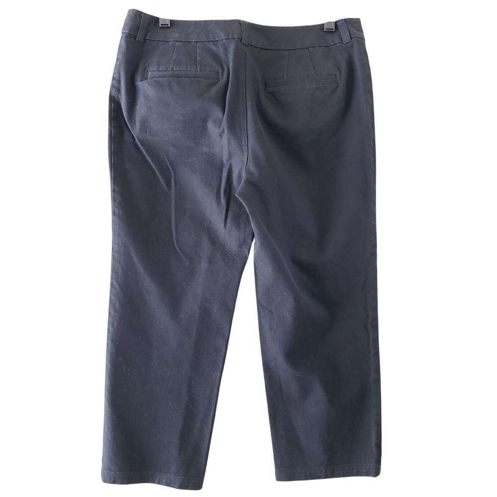 Chico's Capri Black Pants Size 1 - Picture 4 of 6
